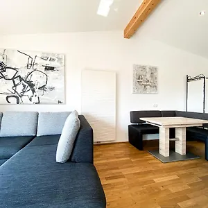 staufenresidenz.com-bavaria.com/